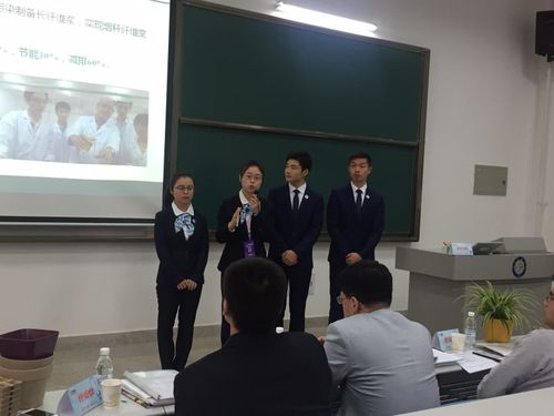 vwin德赢团队进行精彩答辩