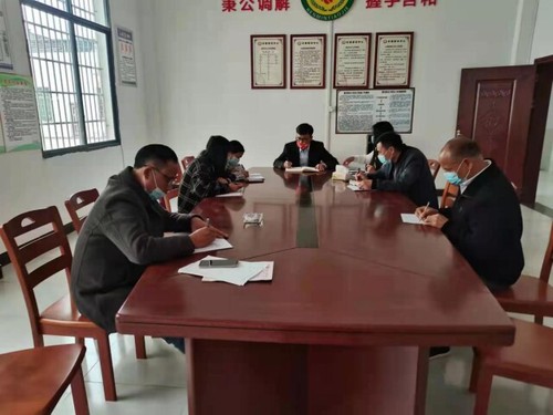 vwin德赢ac米兰官方网驻邑口村工作队:硬核担当扛在肩,防疫战场冲在前