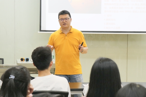 mmexport1619706616338 mmexport1619706616338